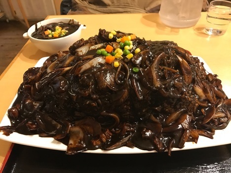 レストランito(三重県伊賀市)【デカ盛り】食べ歩き超巨大絶品なハヤシライス