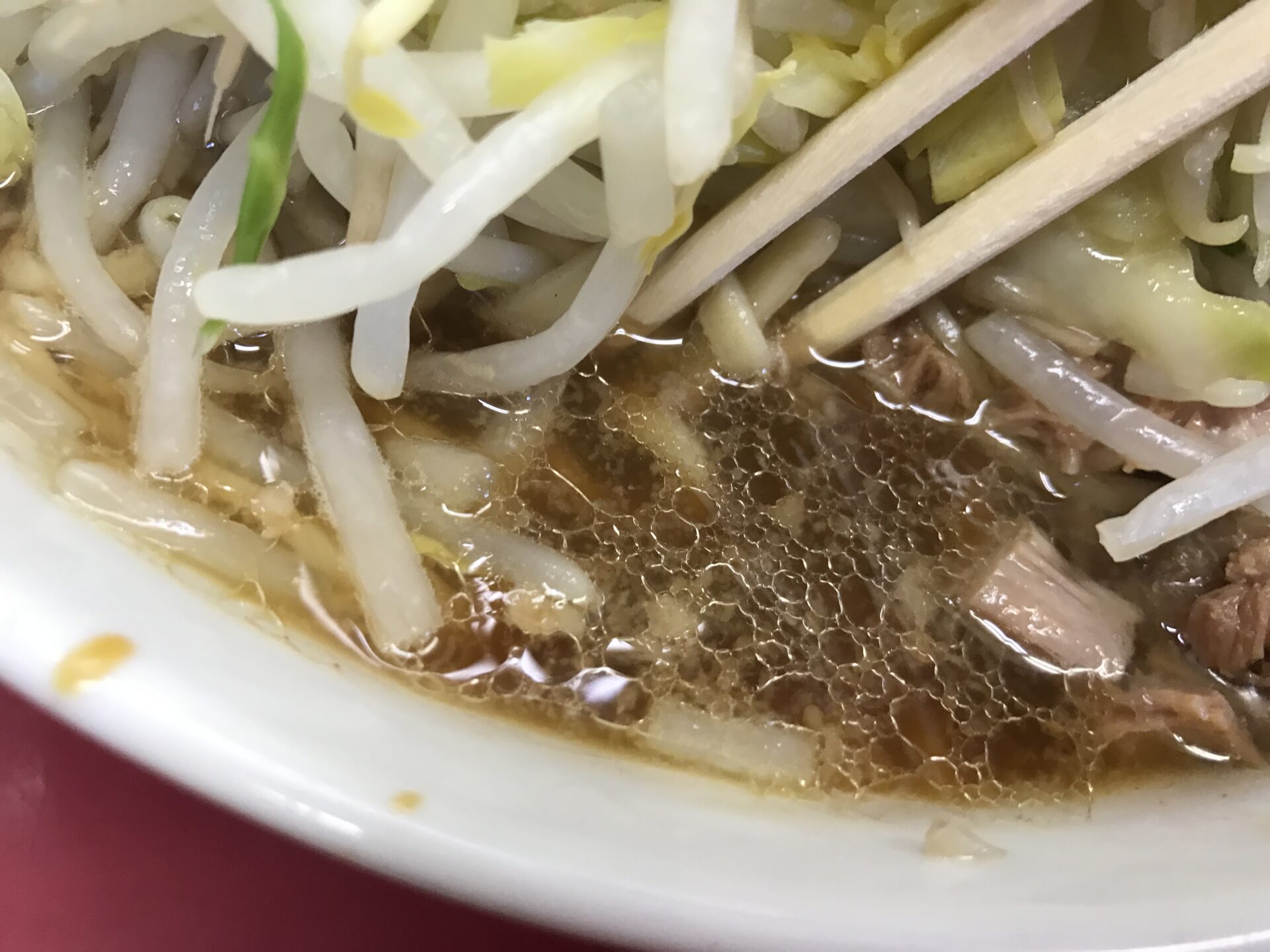 ラーメン二郎中山駅前店大ラーメンヤサイマシマシアブラ非乳化スープ
