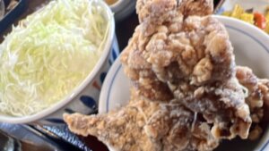 デカ盛り唐揚げ丼食べ放題専門店キッチンBUSストップ三郷駅前2号店デカ唐揚げノーマル