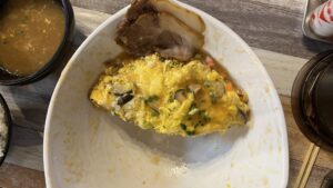 五代目麺や蝦夷えぞ流天津飯トリプル途中経過