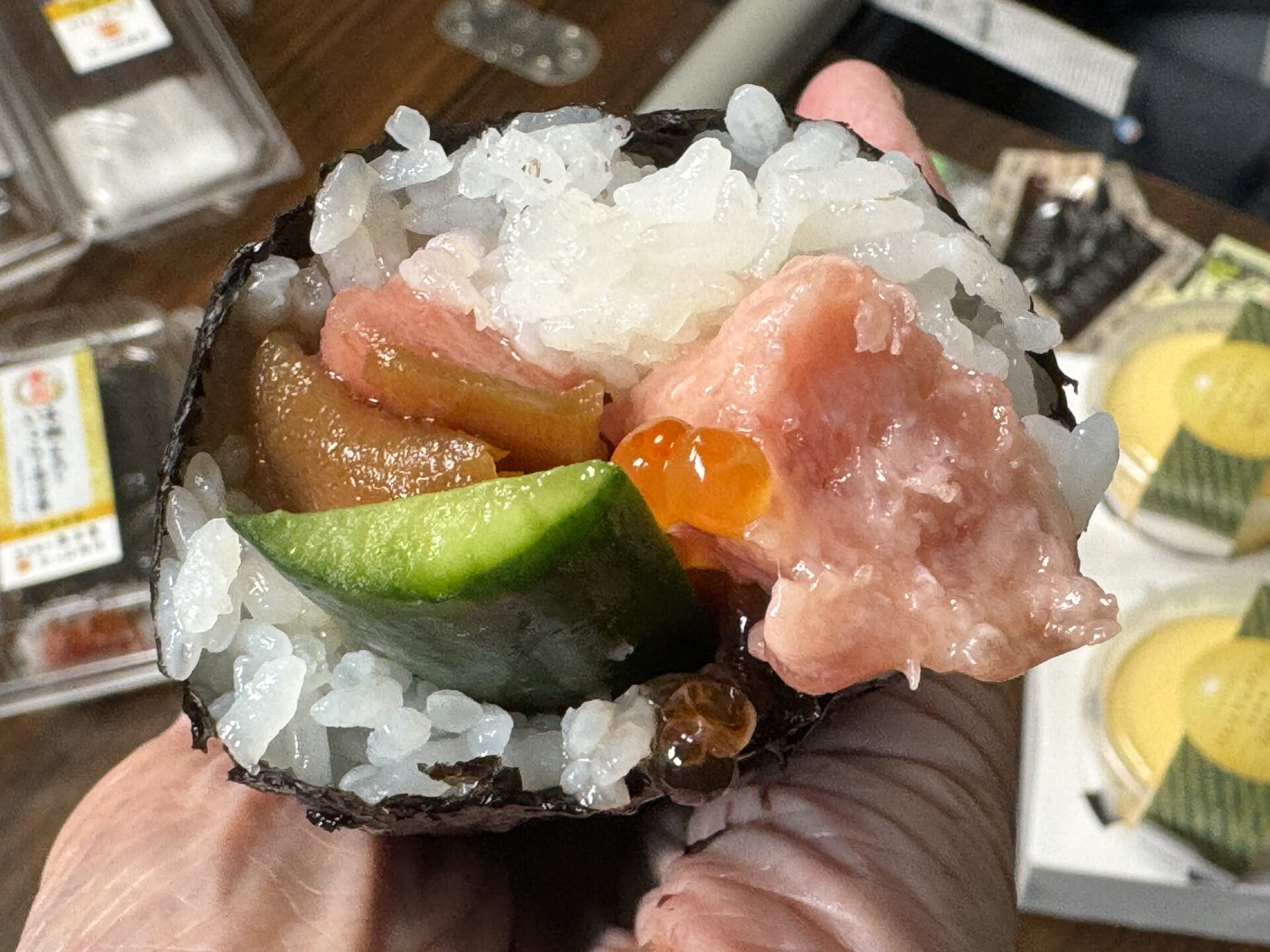 かっぱ寿司2024海鮮恵方巻10種類縦アングル
